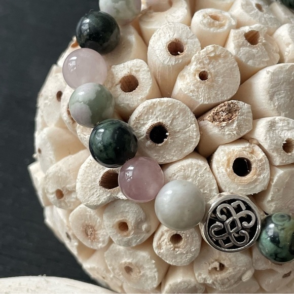 Natural Stone 8mm Boho Bead Bracelet 7 Inches - Tourmaline Jasper Agate - Picture 2 of 10